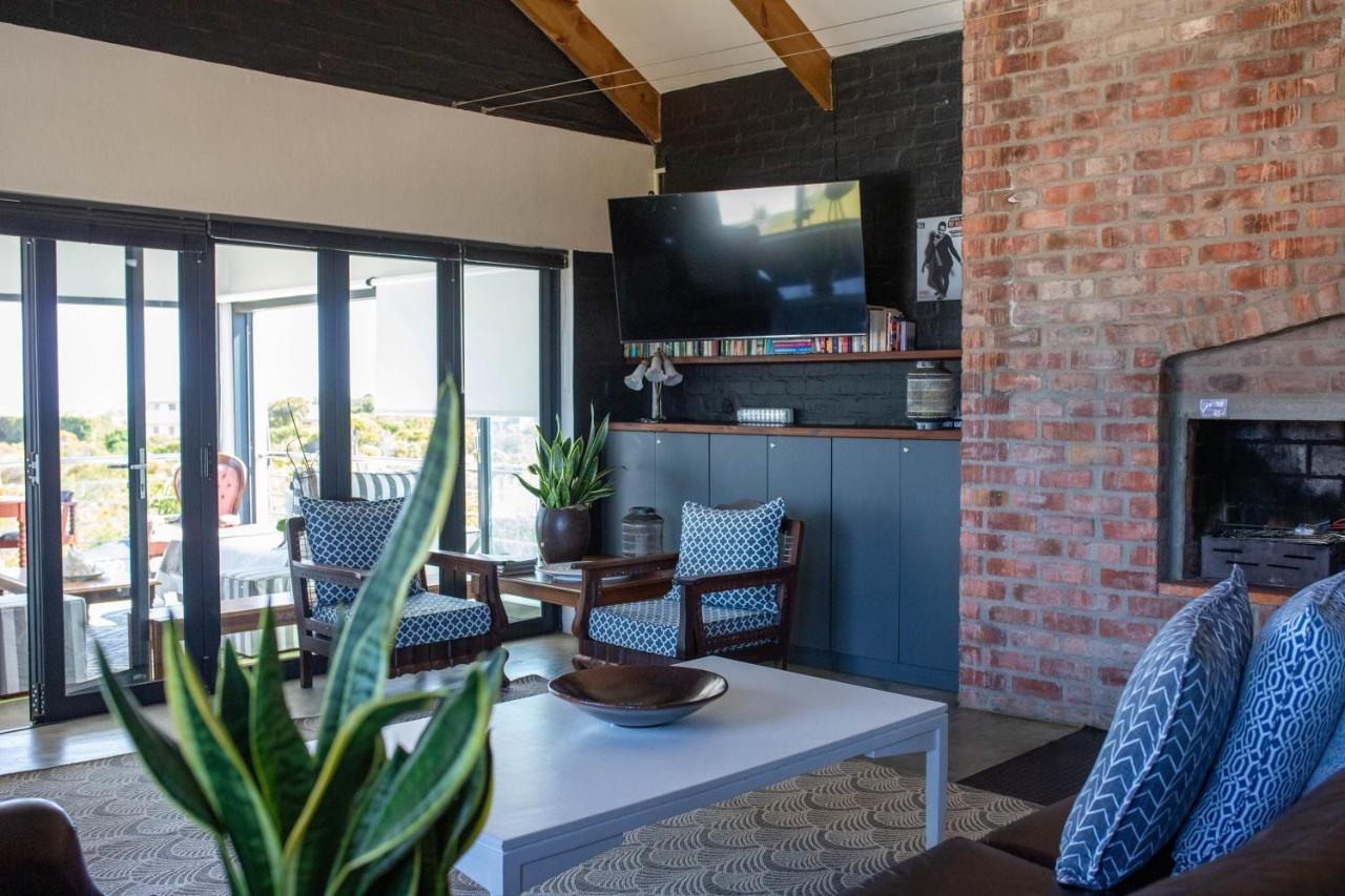 Stay At Friends Bettys Bay Exterior photo