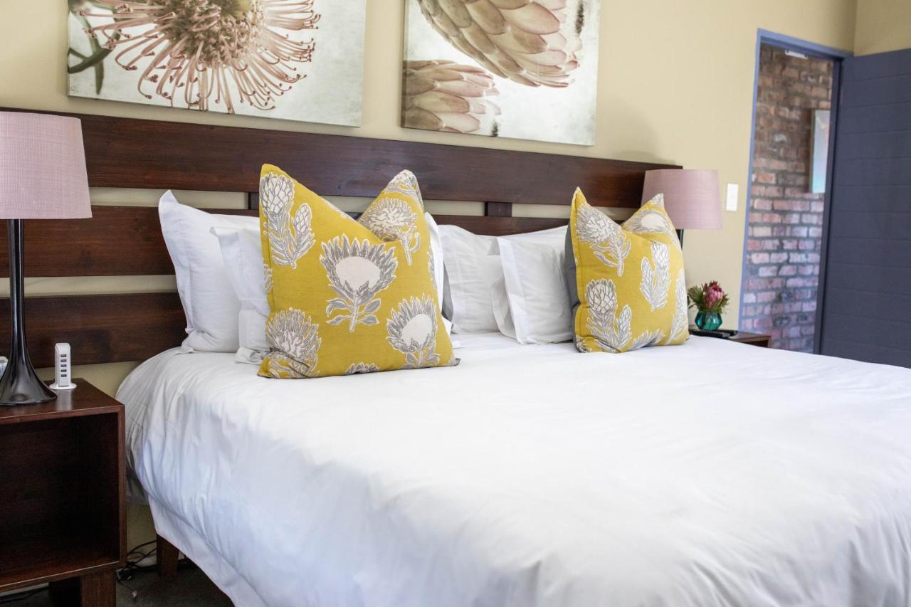 Stay At Friends Bettys Bay Exterior photo