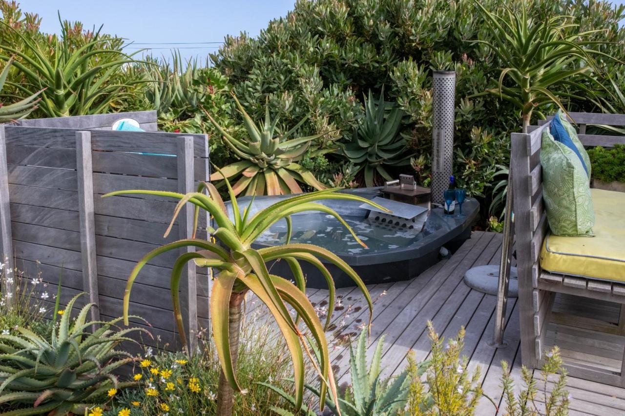 Stay At Friends Bettys Bay Exterior photo