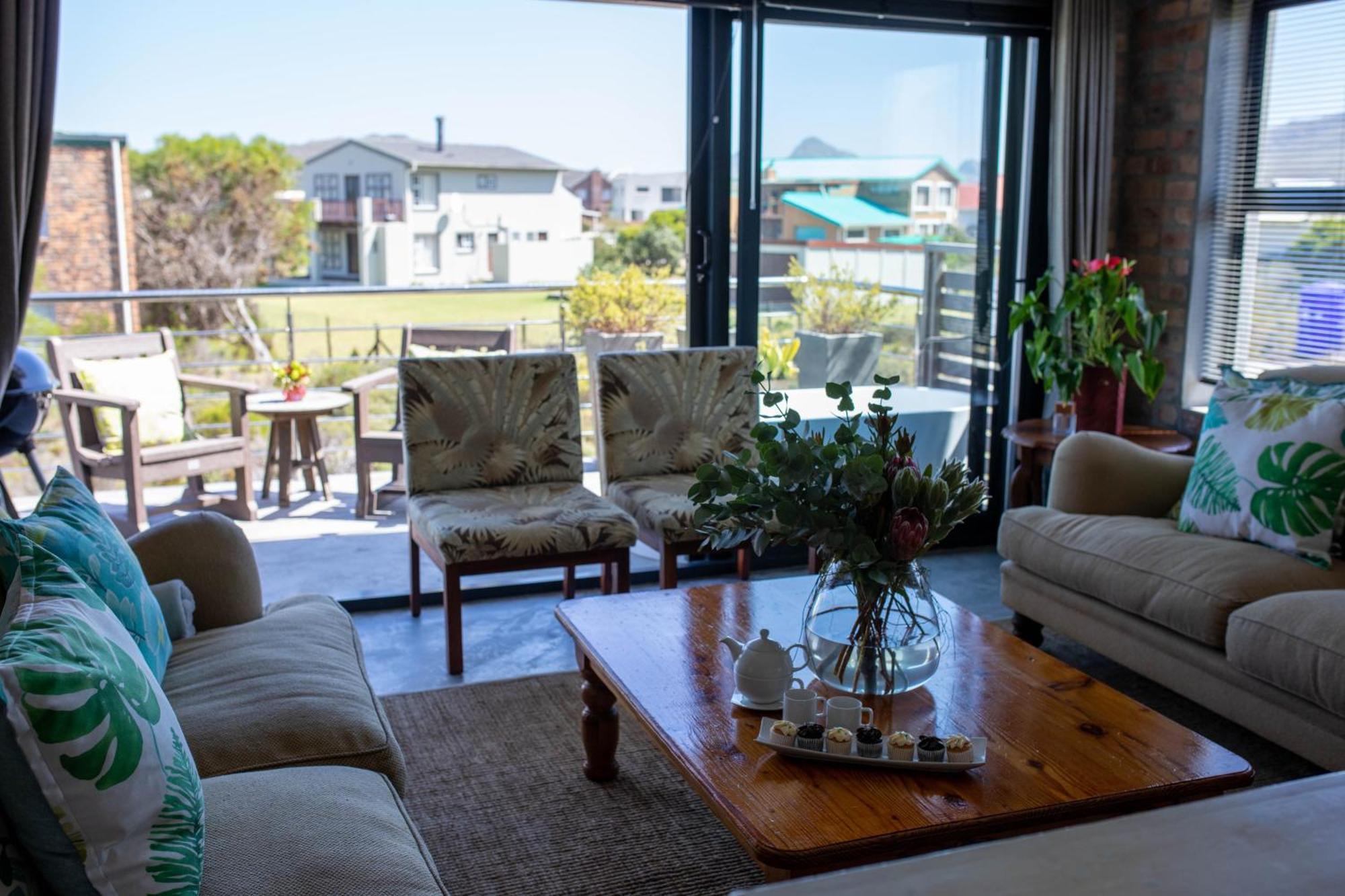 Stay At Friends Bettys Bay Room photo