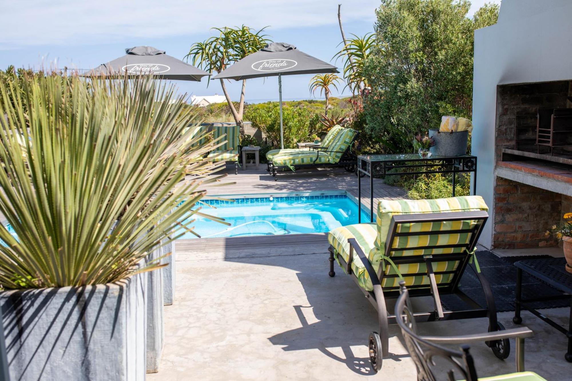 Stay At Friends Bettys Bay Room photo