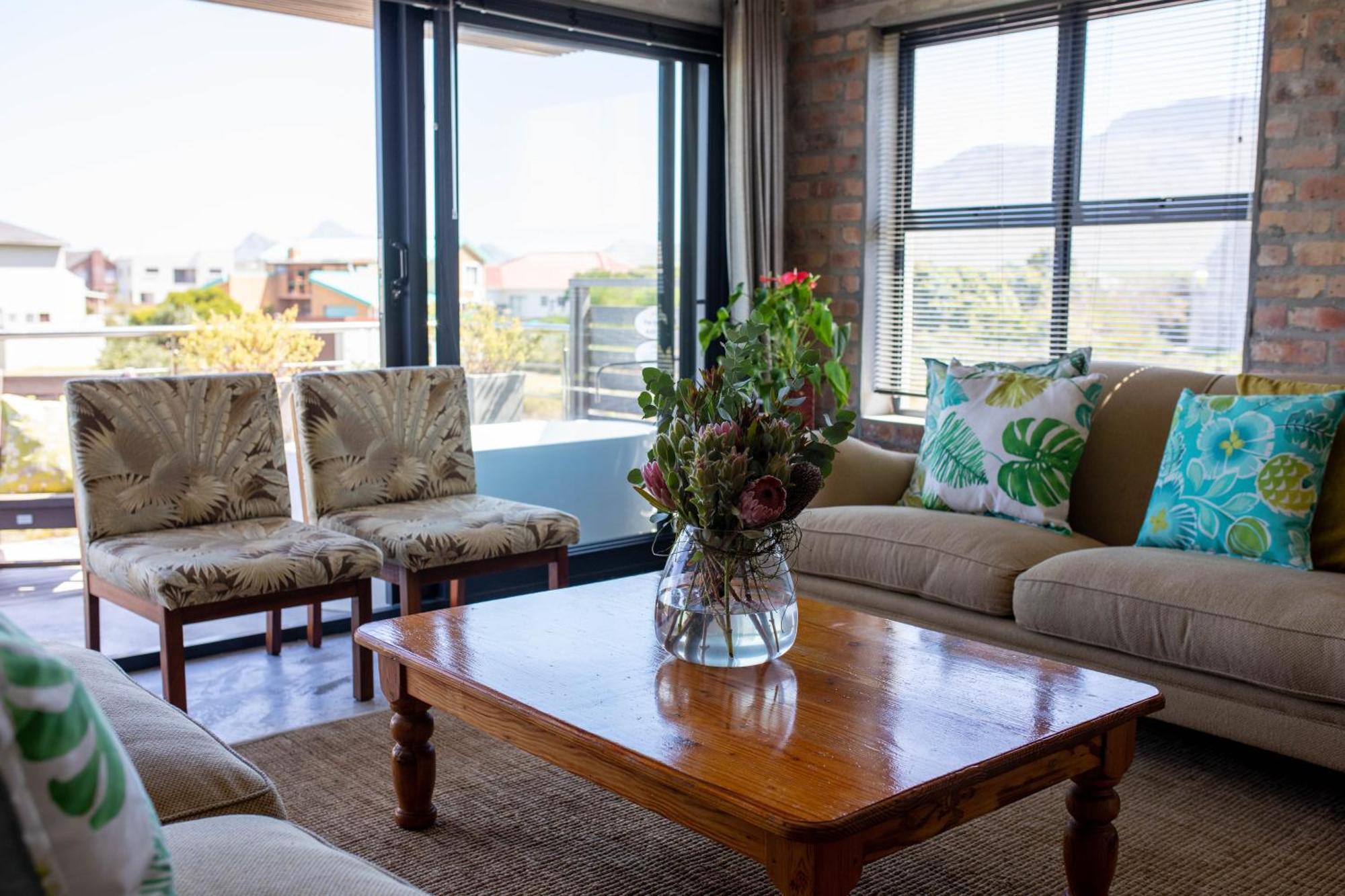 Stay At Friends Bettys Bay Room photo