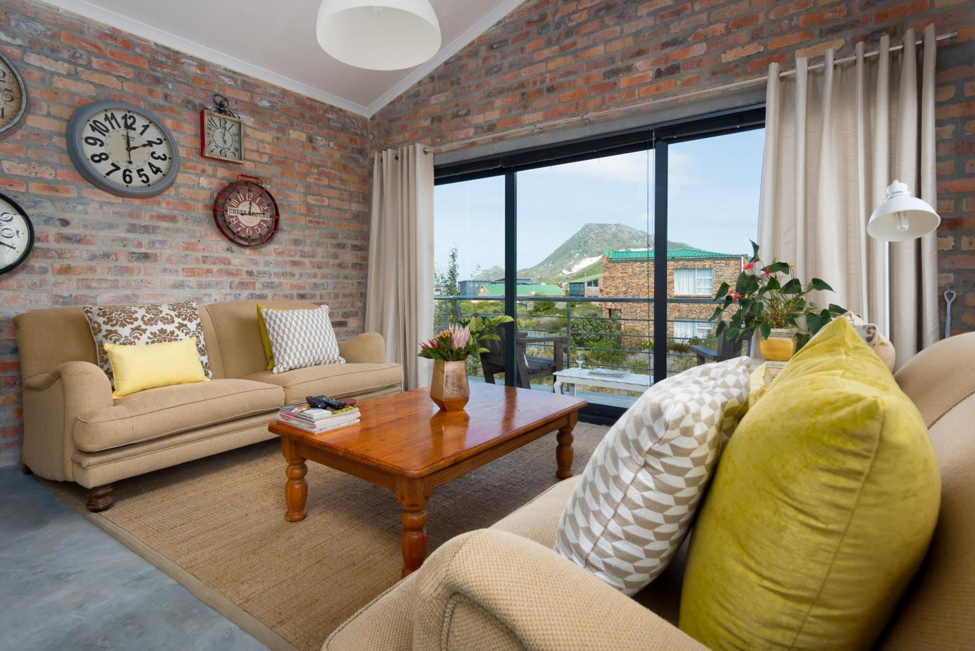 Stay At Friends Bettys Bay Room photo